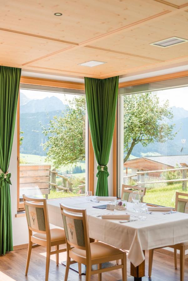 Hotel Kirchenwirt Dobbiaco Dış mekan fotoğraf